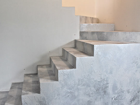 Чем покрыть ступени бетонной лестницы?