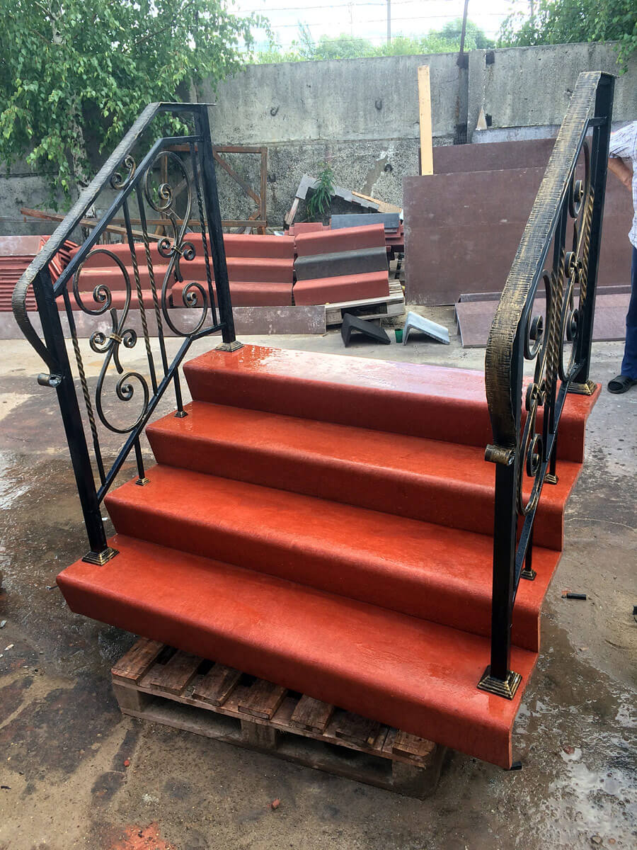 Обшивка металлических лестниц: Буча, Бучанский район