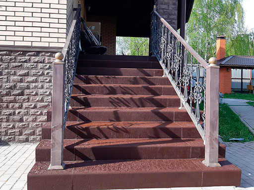 Идеальный дизайн облицовки бетонной лестницы дома