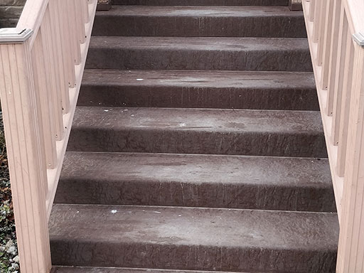 Прочная и надежная облицовка бетонной лестницы