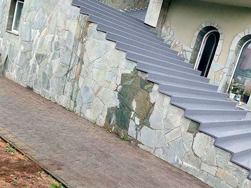 Облицовка бетонной лестницы дома пошагово