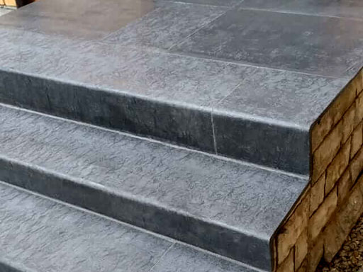 Облицовка бетонных лестниц базальтом