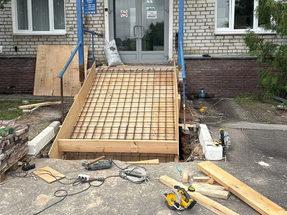 Опалубка для бетонного марша крыльца