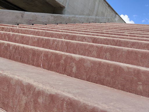 Ремонт бетонной лестницы возле Вечного огня в Твери