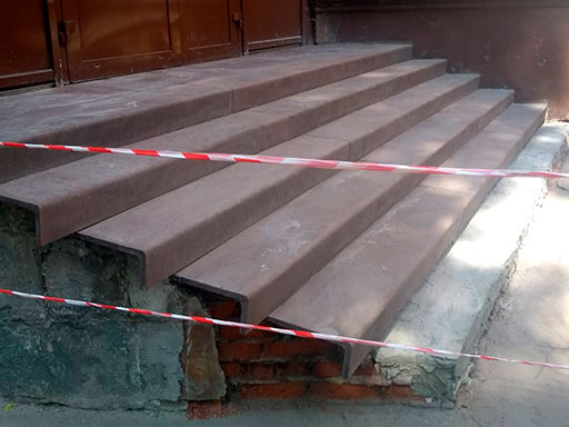 Ремонт кирпичной лестницы входной группы поэтапно