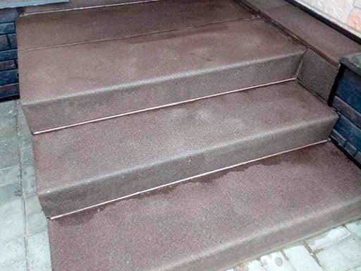Лестницы наружные из бетона к дому в Подольском районе МО