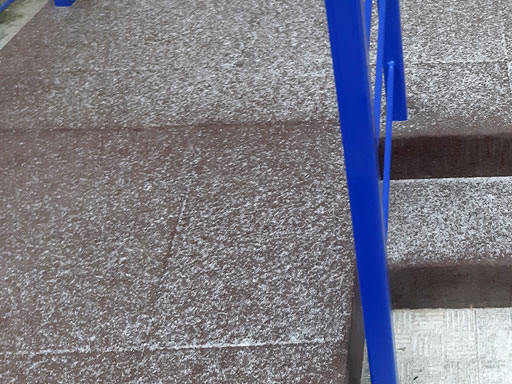 Облицовка бетонной лестницы разными способами