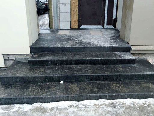Облицовка крыльца бетонной лестницы на ул. Симеоновская, 72 в Твери