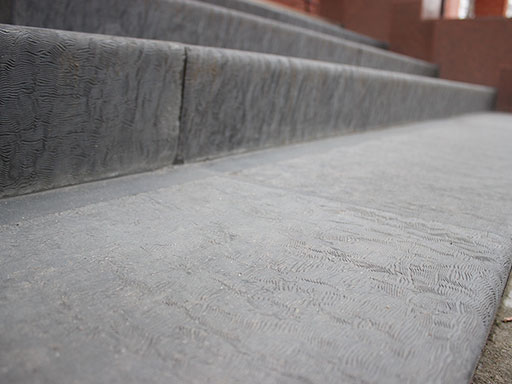 Облицовка бетонной лестницы своими руками в МКД на Авиамоторной