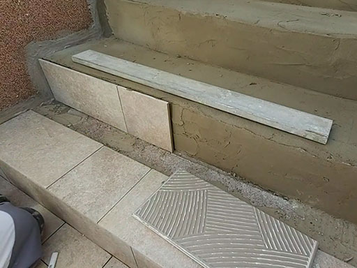 Облицовка бетонного крыльца плиткой